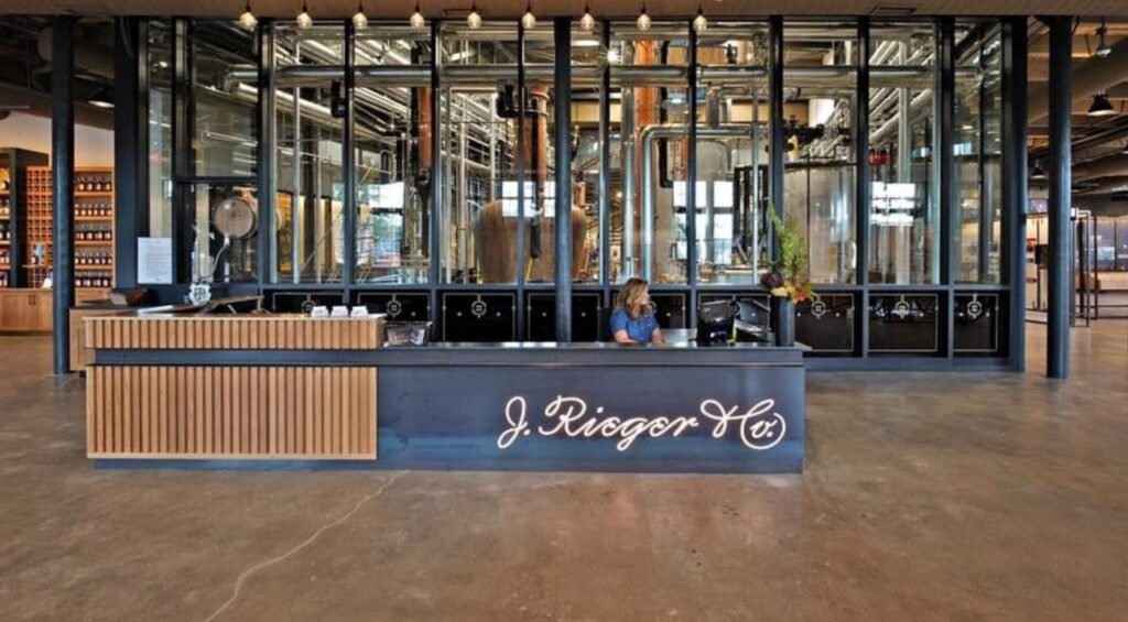 polished-concrete-vs-epoxy-floor polished concrete vs epoxy floor